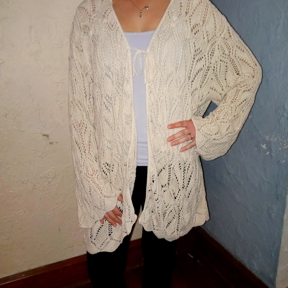 White Stag 26W/28W Long Cardigan type sweater
